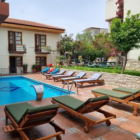 Hotell Sezgin *