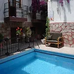 Sezgin Kusadası